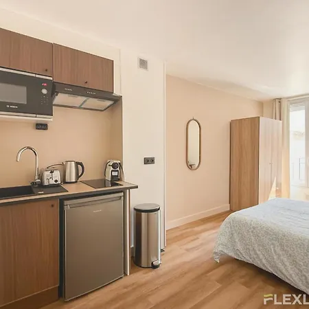 Apartment Immeuble Droite